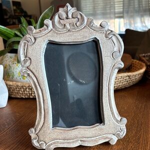 Elegant Wooden Ornate Photo Frame